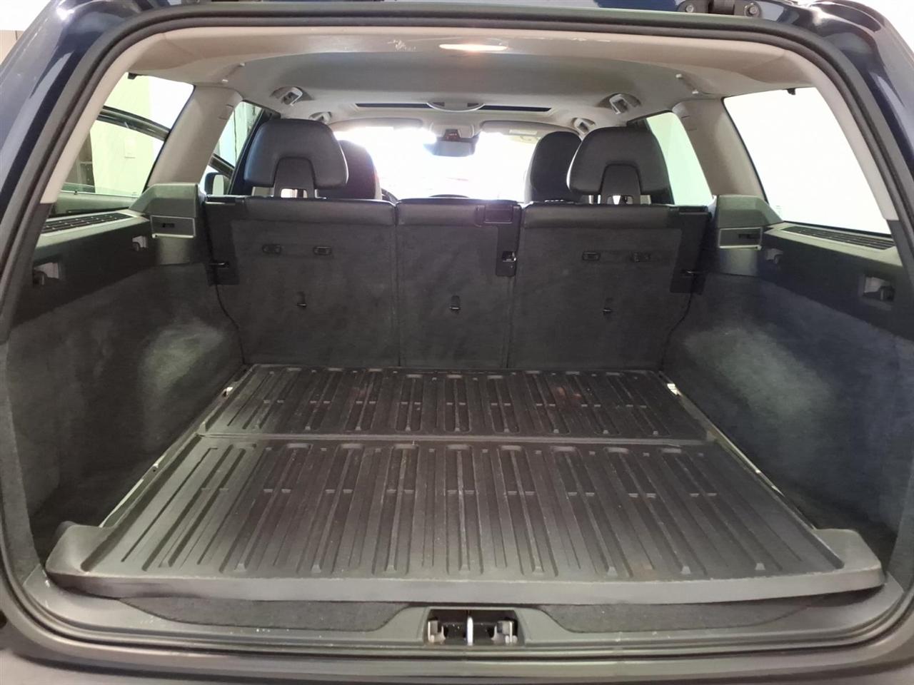 Volvo XC70 2015.5 AWD 4dr Wgn T6 2015