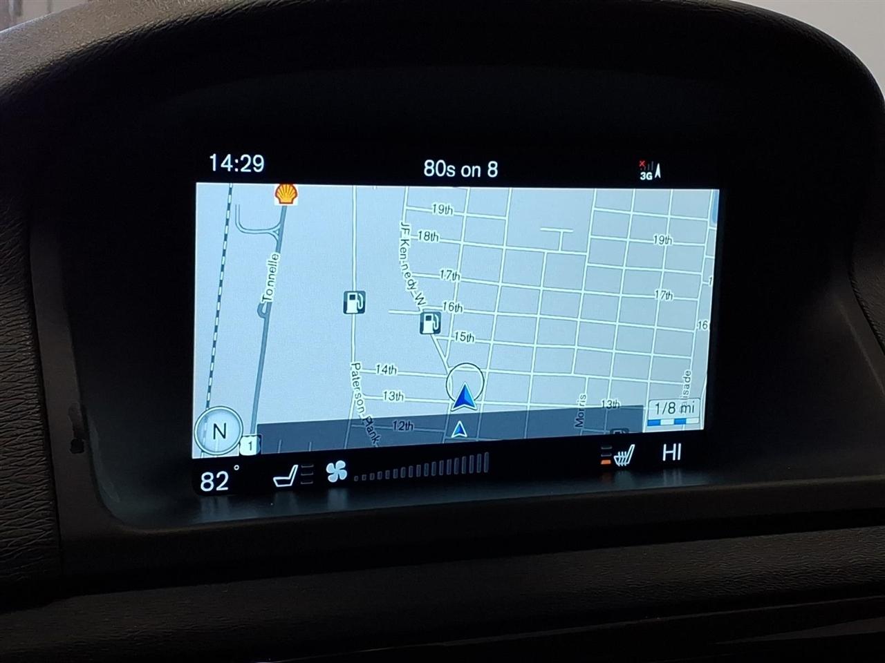 Volvo XC70 2015.5 AWD 4dr Wgn T6 2015