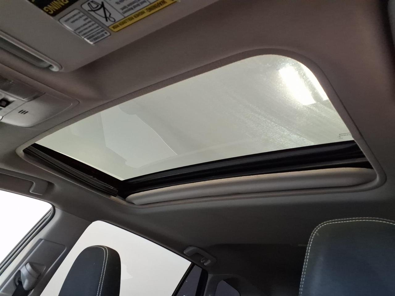 Toyota RAV4 AWD 4dr XLE (Natl) 2016