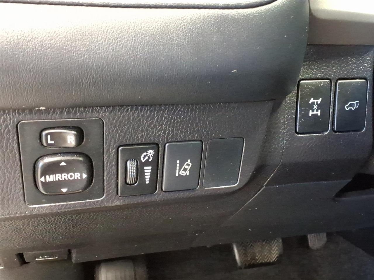 Toyota RAV4 AWD 4dr XLE (Natl) 2016