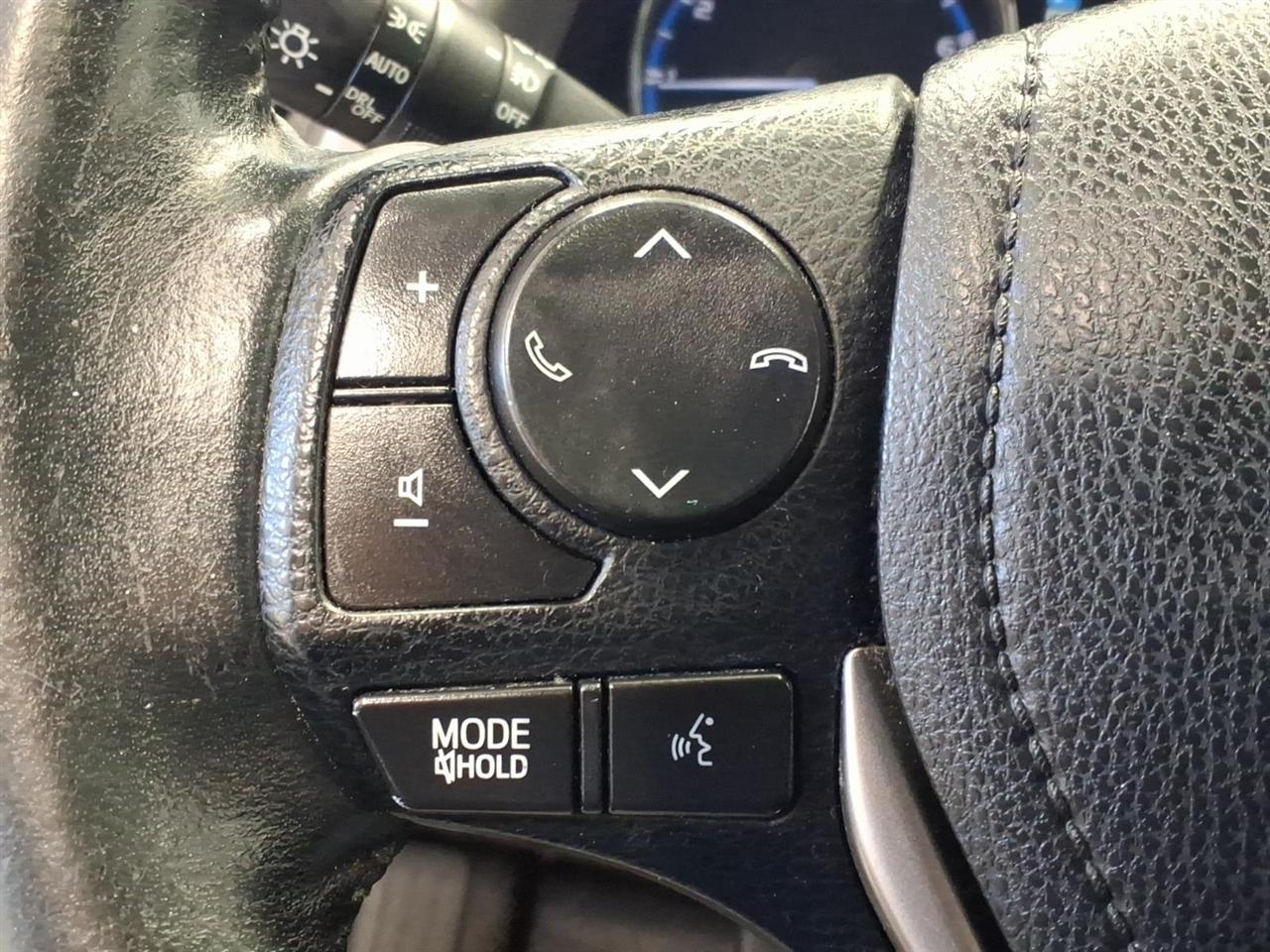 Toyota RAV4 AWD 4dr XLE (Natl) 2016