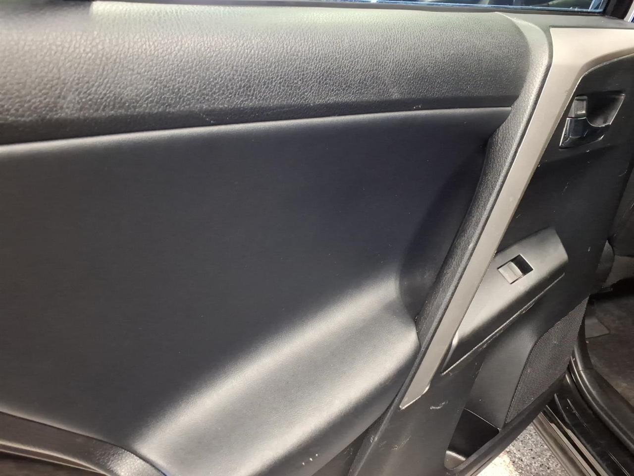 Toyota RAV4 AWD 4dr XLE (Natl) 2016