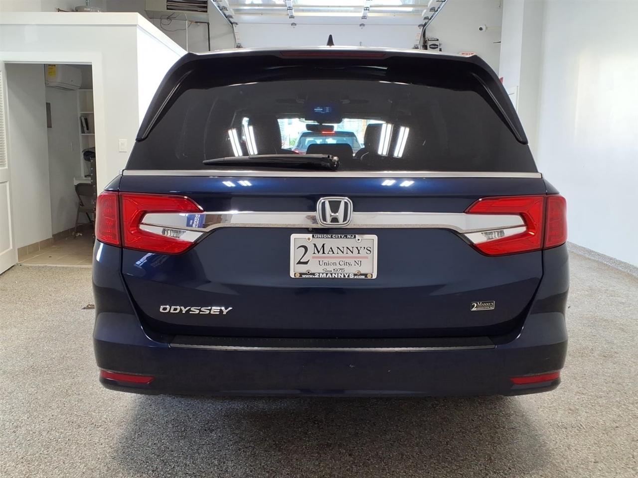 Honda Odyssey EX-L w/ DVD and Navigation 2019