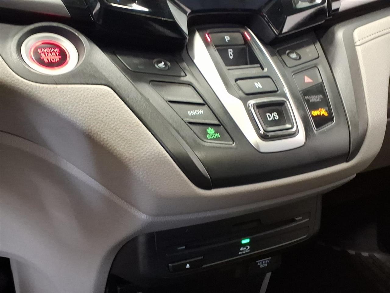 Honda Odyssey EX-L w/ DVD and Navigation 2019