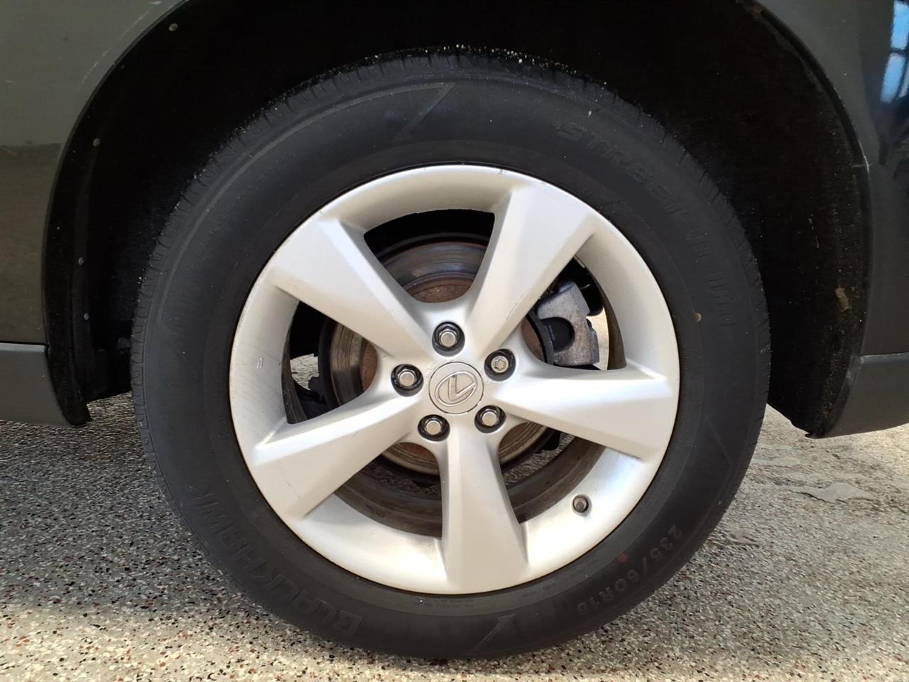 Lexus RX 350 Base 4D SUV AWD 2011