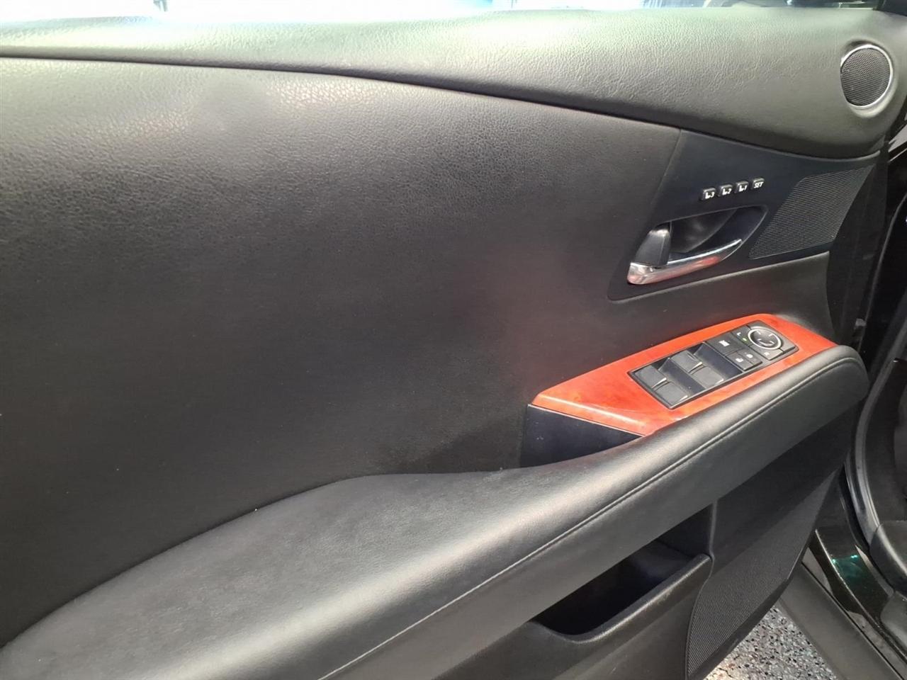 Lexus RX 350 Base 4D SUV AWD 2011