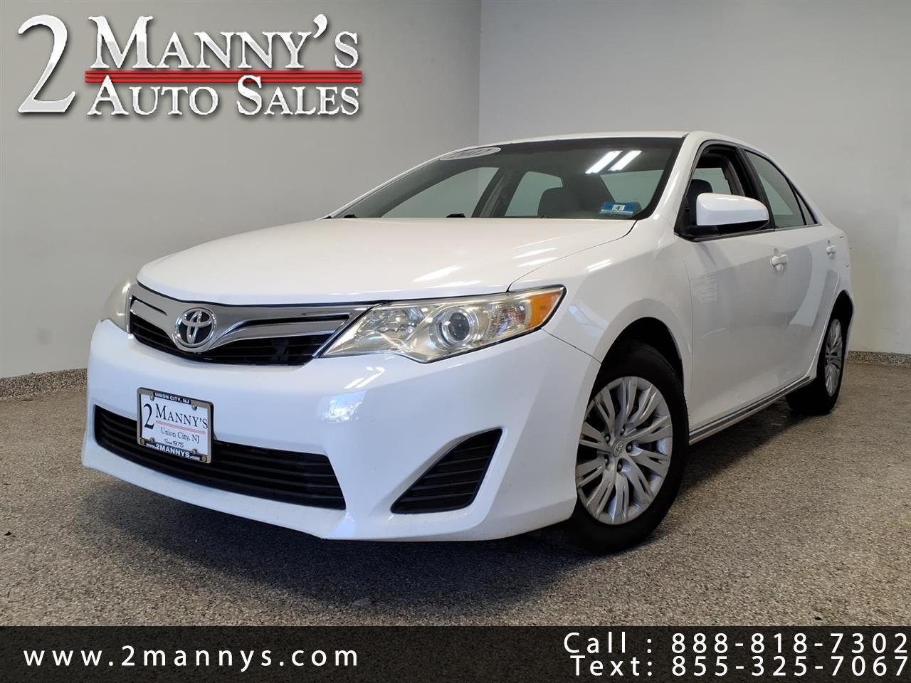 2012 Toyota Camry 4dr Sdn I4 Auto LE (Natl)
