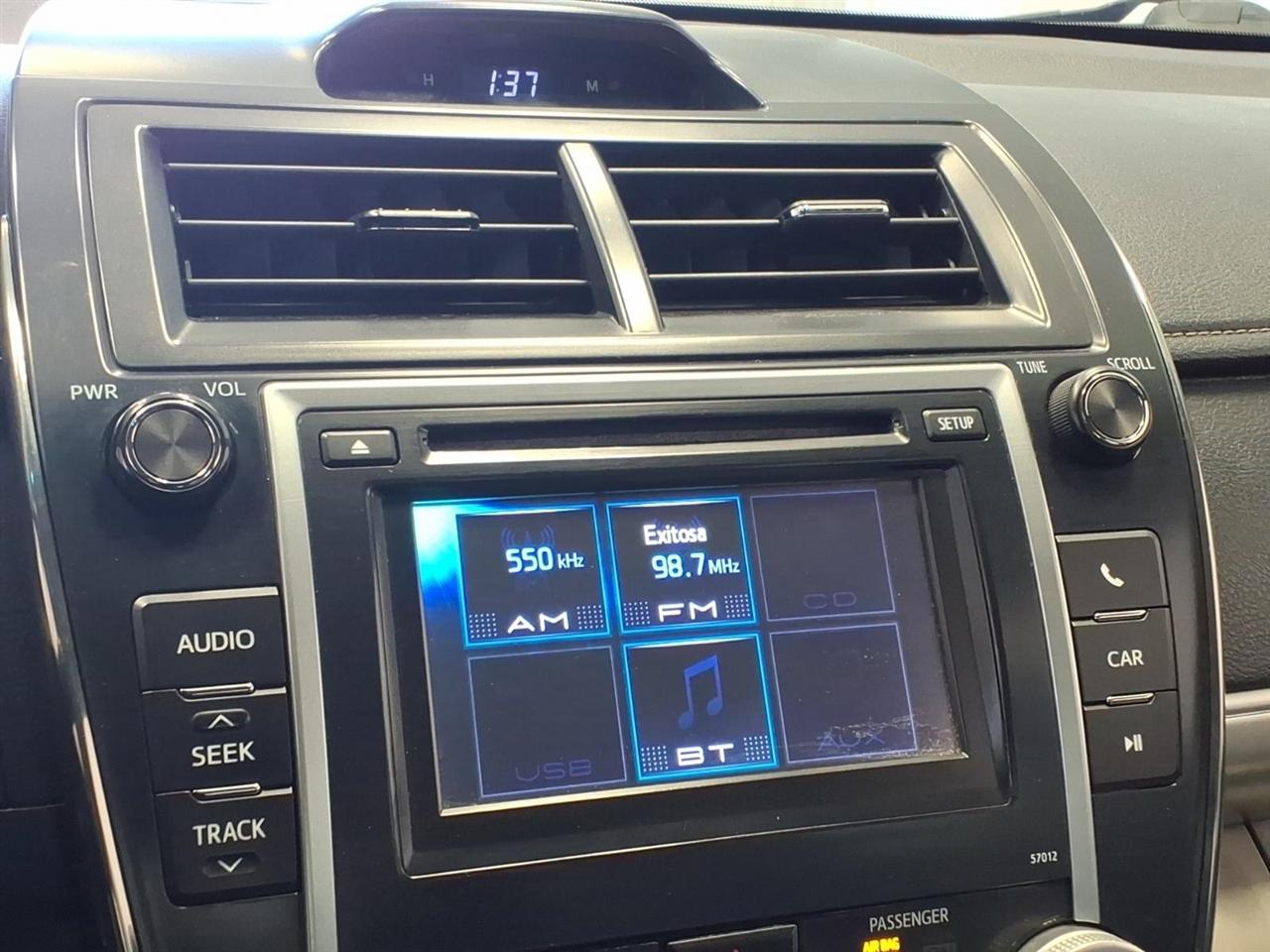 Toyota Camry 4dr Sdn I4 Auto LE (Natl) 2012