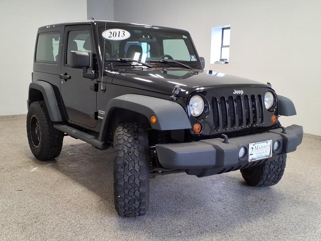 Jeep Wrangler 4WD 2dr Sport 2013