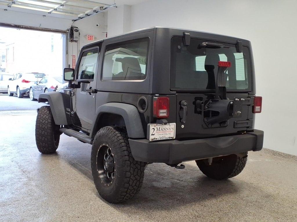 Jeep Wrangler 4WD 2dr Sport 2013
