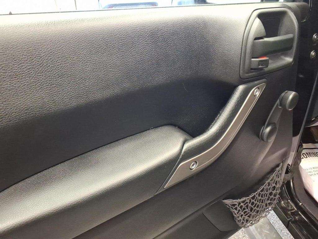 Jeep Wrangler 4WD 2dr Sport 2013