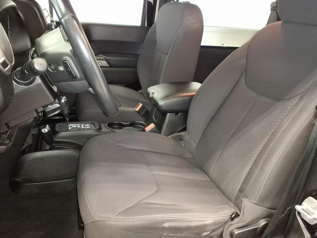 Jeep Wrangler 4WD 2dr Sport 2013