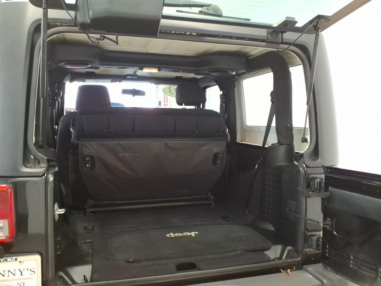 Jeep Wrangler 4WD 2dr Sport 2013