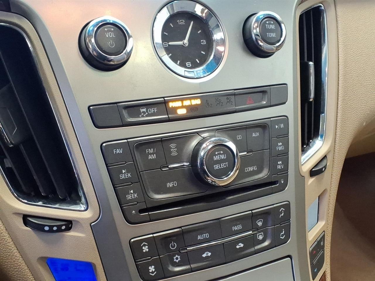 Cadillac CTS Sedan 4dr Sdn 3.0L Luxury RWD 2012