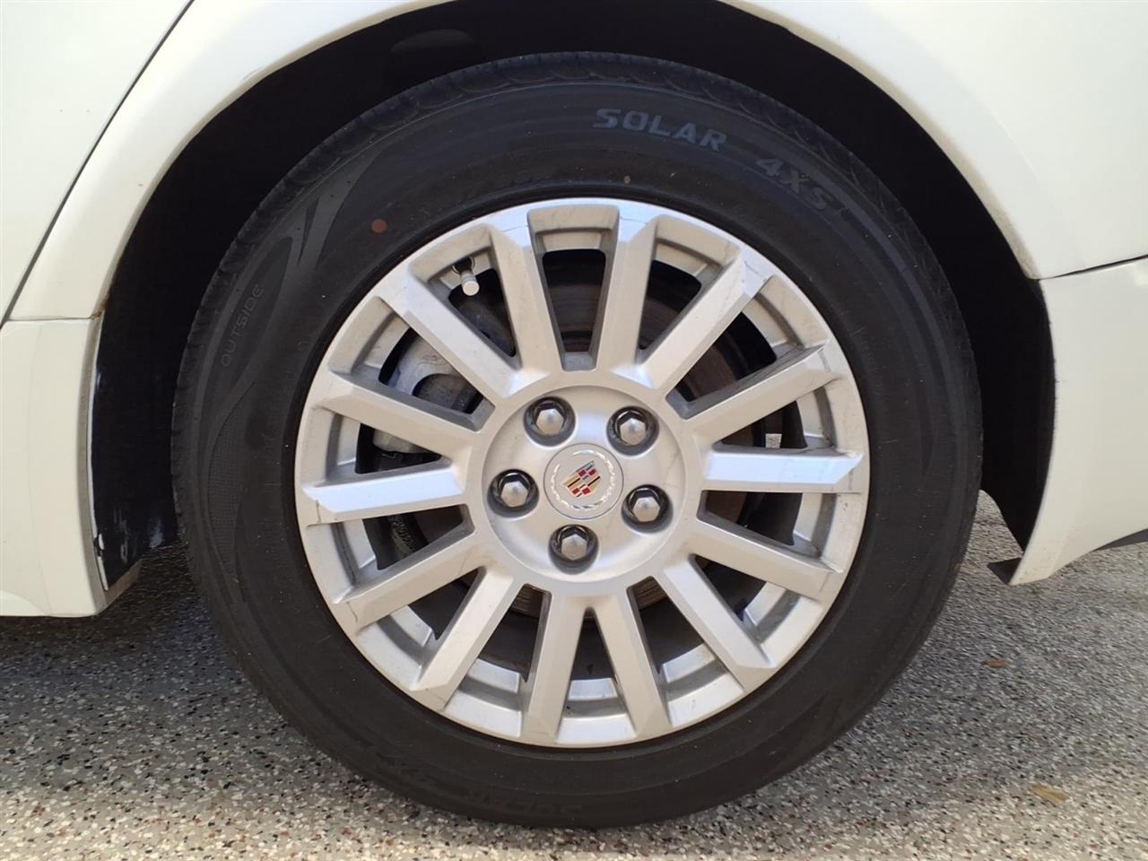 Cadillac CTS Sedan 4dr Sdn 3.0L Luxury RWD 2012