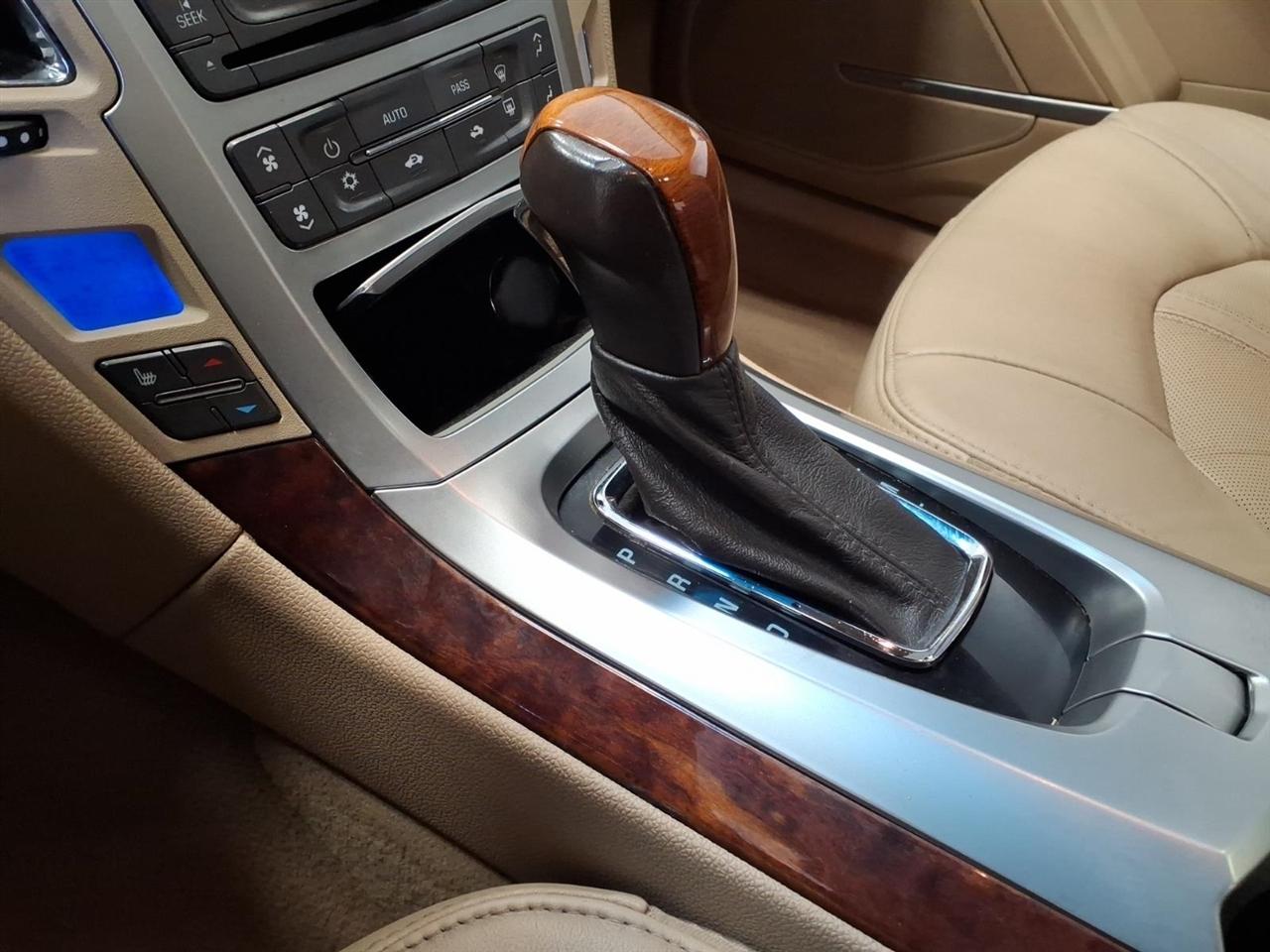 Cadillac CTS Sedan 4dr Sdn 3.0L Luxury RWD 2012