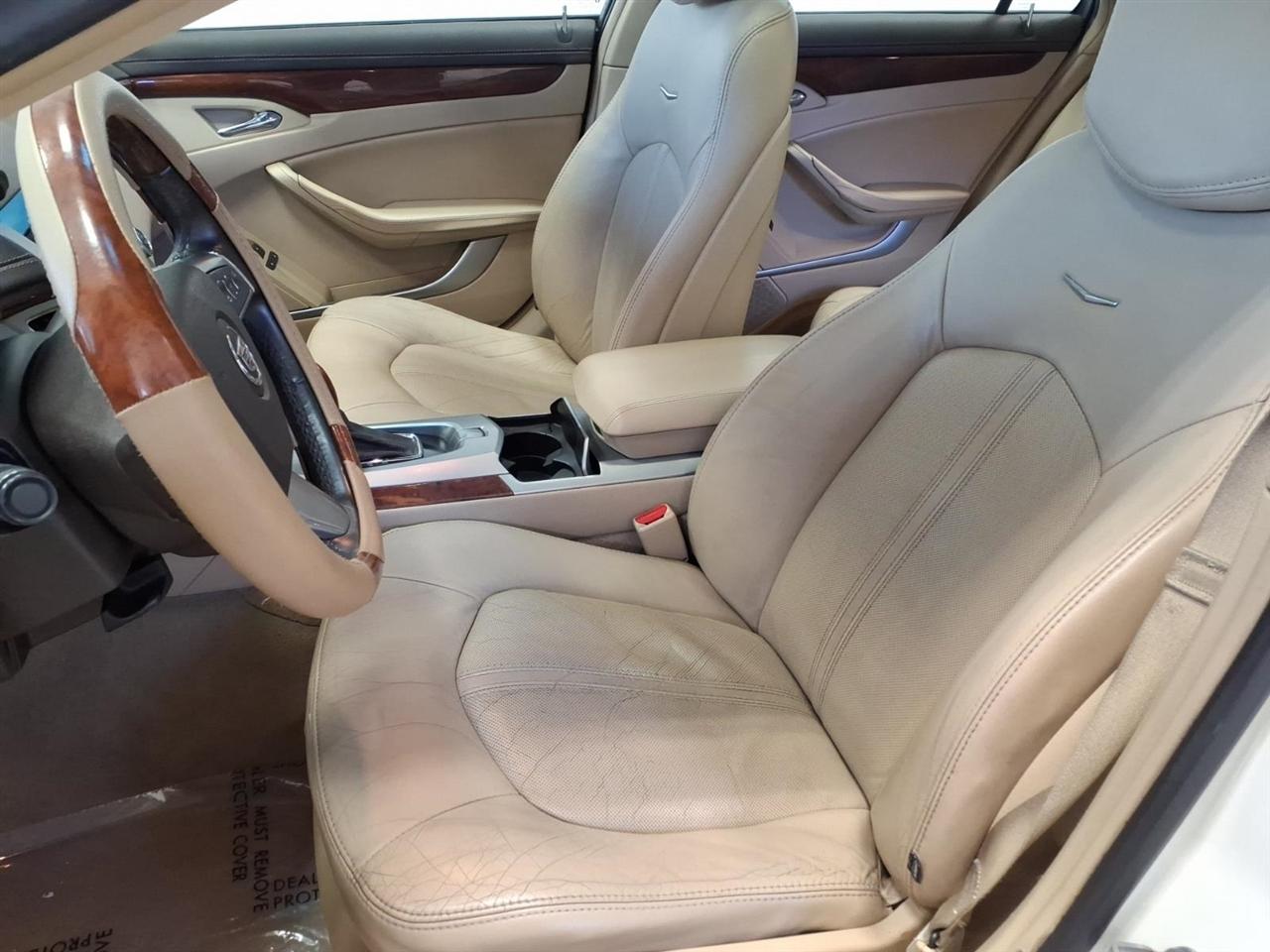 Cadillac CTS Sedan 4dr Sdn 3.0L Luxury RWD 2012