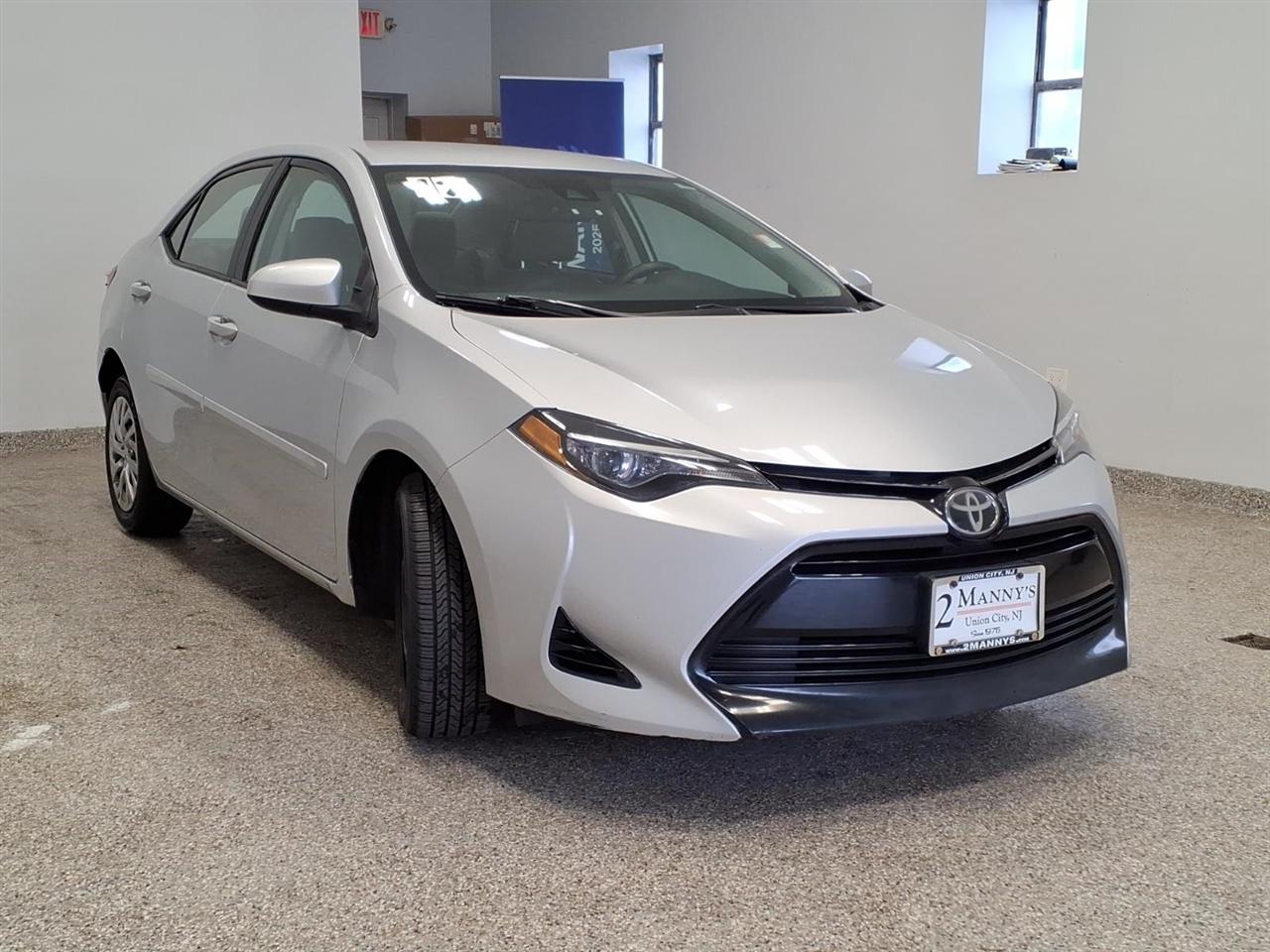 Toyota Corolla LE 2017