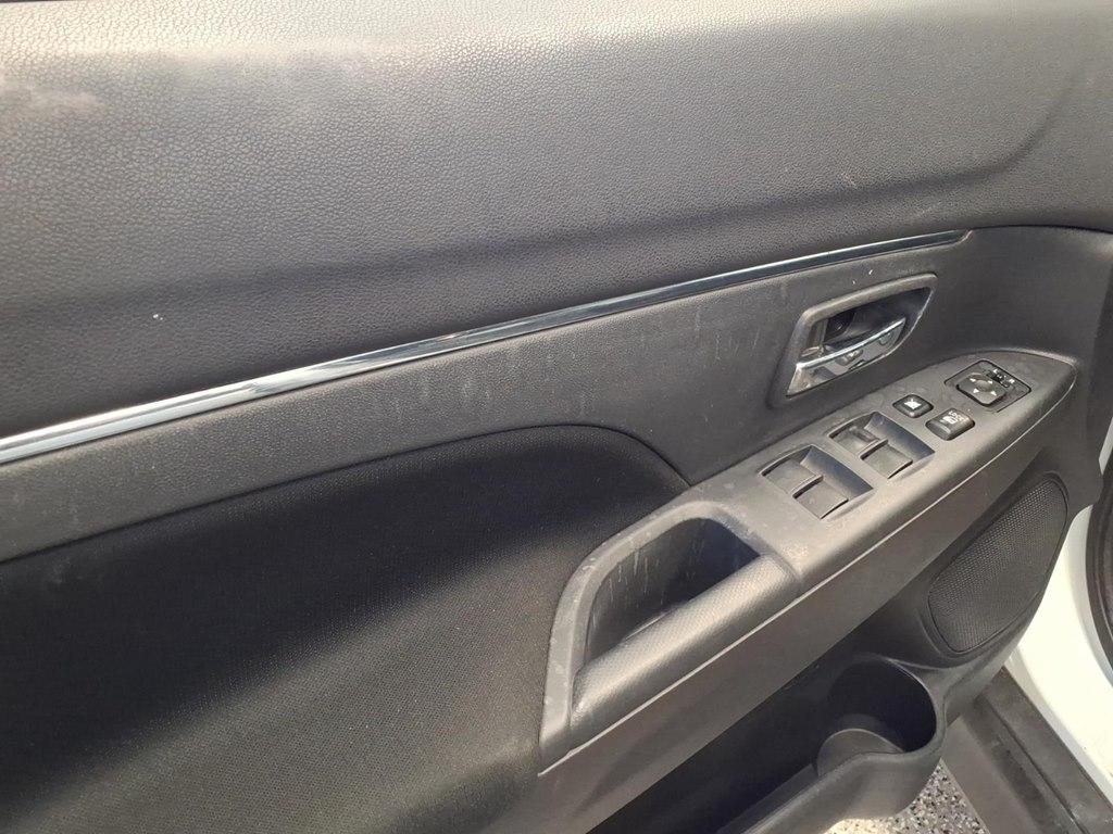 Mitsubishi Outlander Sport ES 2.0 AWC CVT 2022