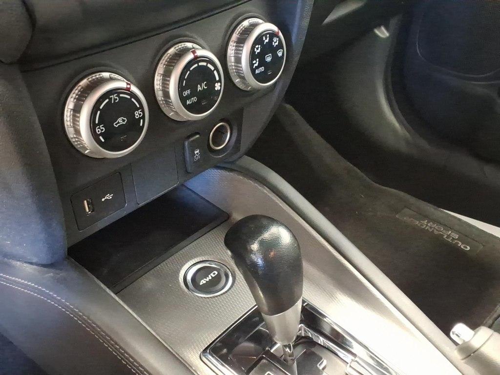 Mitsubishi Outlander Sport ES 2.0 AWC CVT 2022