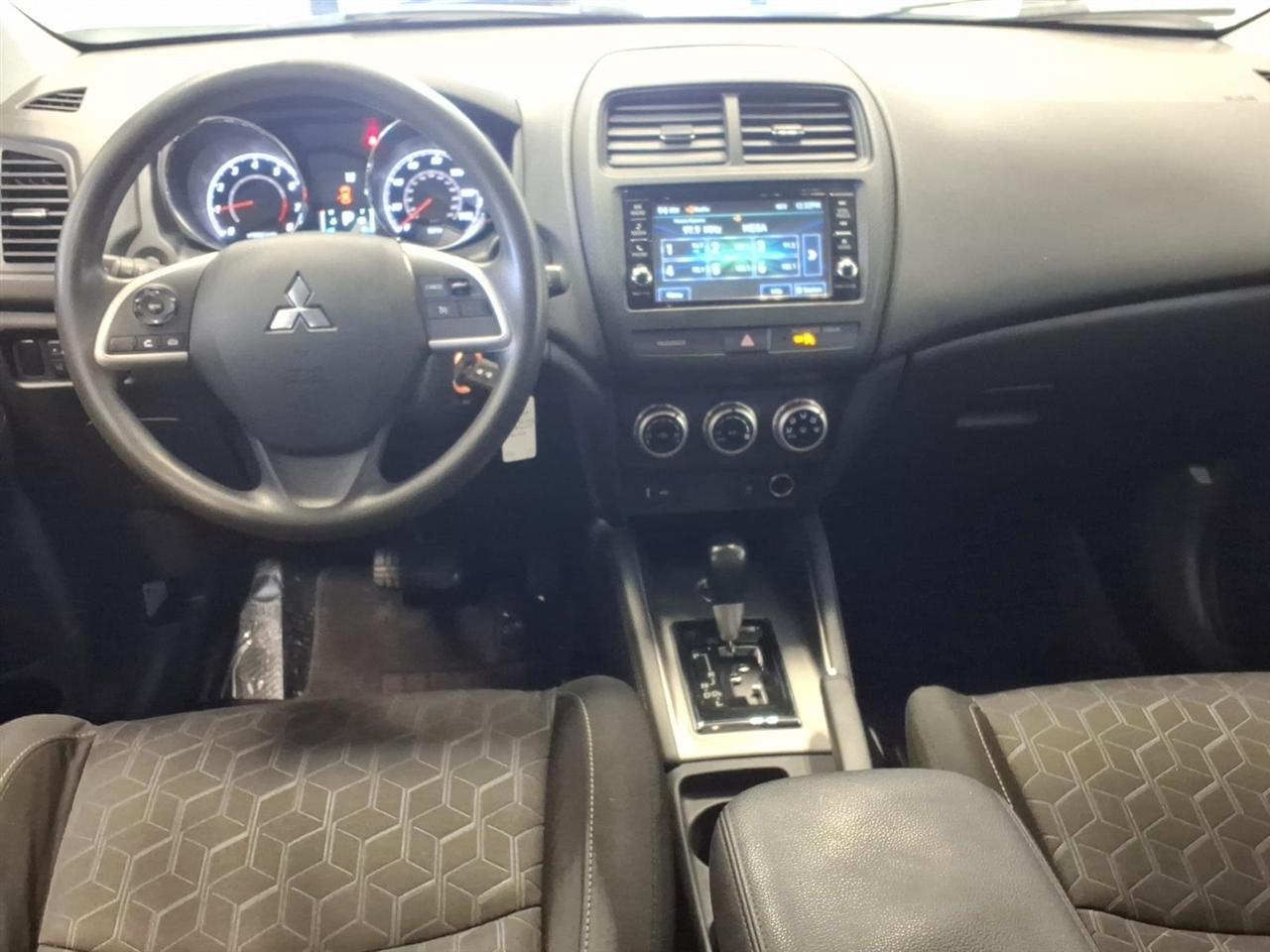 Mitsubishi Outlander Sport ES 2.0 AWC CVT 2022