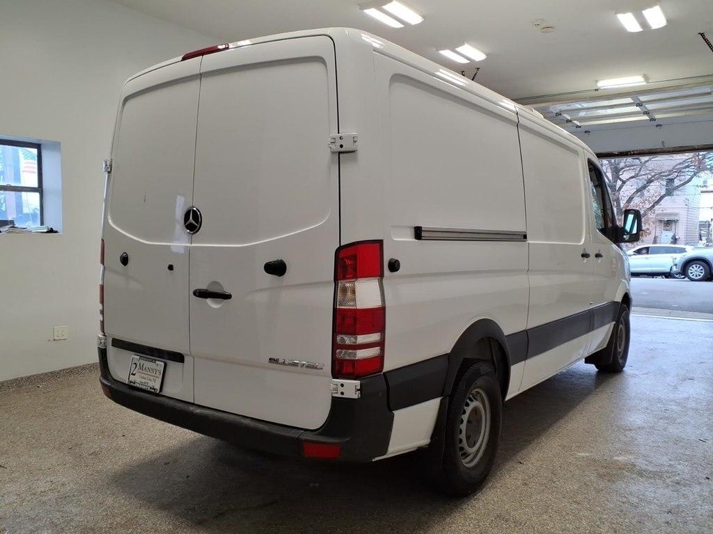 Mercedes-Benz Sprinter Cargo Vans 2500 144" 2014