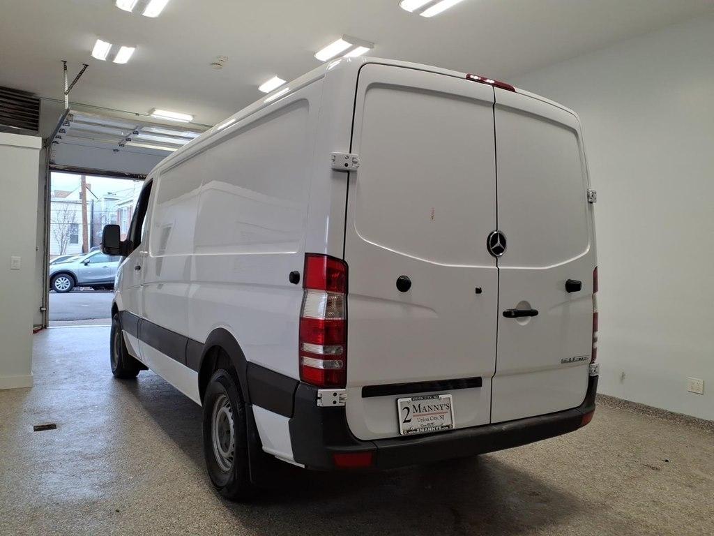 Mercedes-Benz Sprinter Cargo Vans 2500 144" 2014