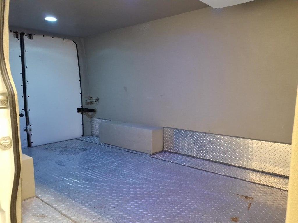 Mercedes-Benz Sprinter Cargo Vans 2500 144" 2014