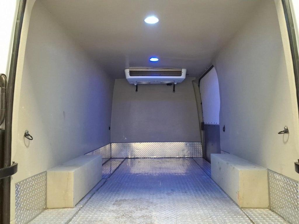 Mercedes-Benz Sprinter Cargo Vans 2500 144" 2014