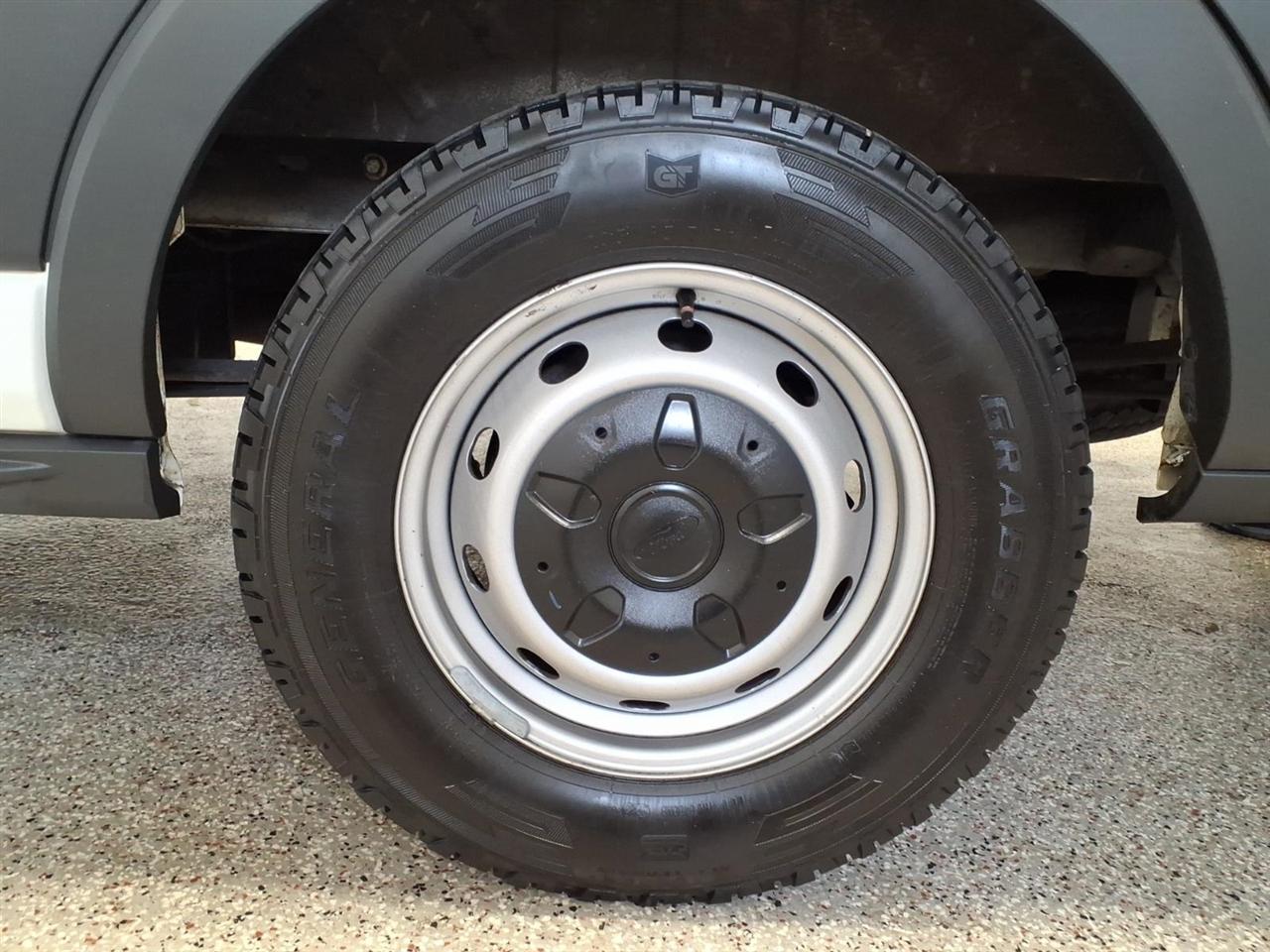 Ford Transit Van T-150 130" Low Rf 8600 GVWR Sliding RH Dr 2018