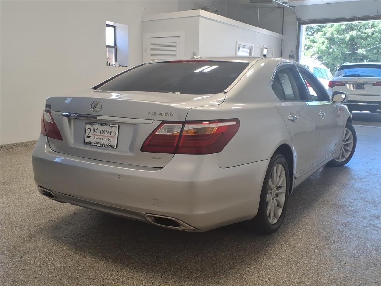 Lexus LS 460 4dr Sdn AWD 2012