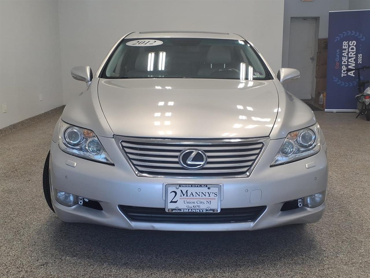 Lexus LS 460 4dr Sdn AWD 2012