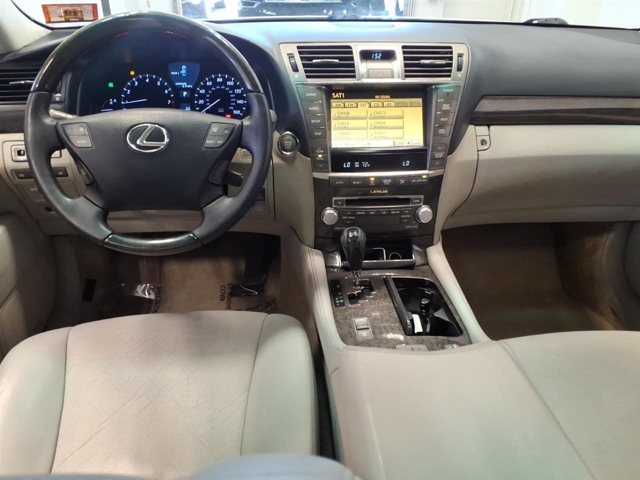 Lexus LS 460 4dr Sdn AWD 2012