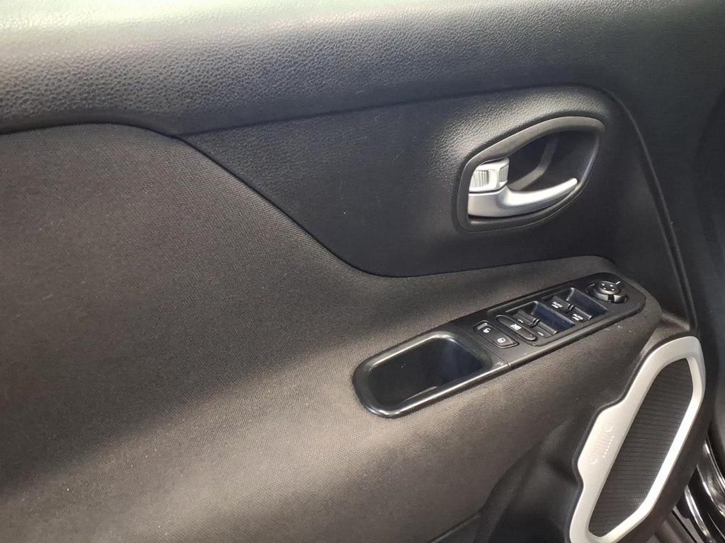 2019 Jeep Renegade Latitude - Photo 8