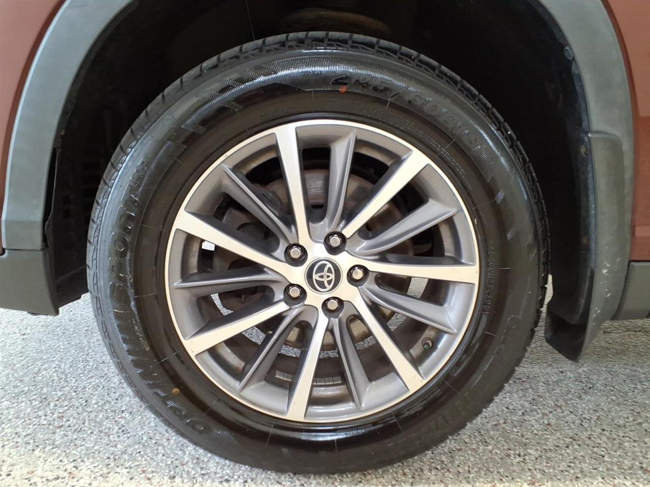 Toyota Highlander XLE AWD V6 2019