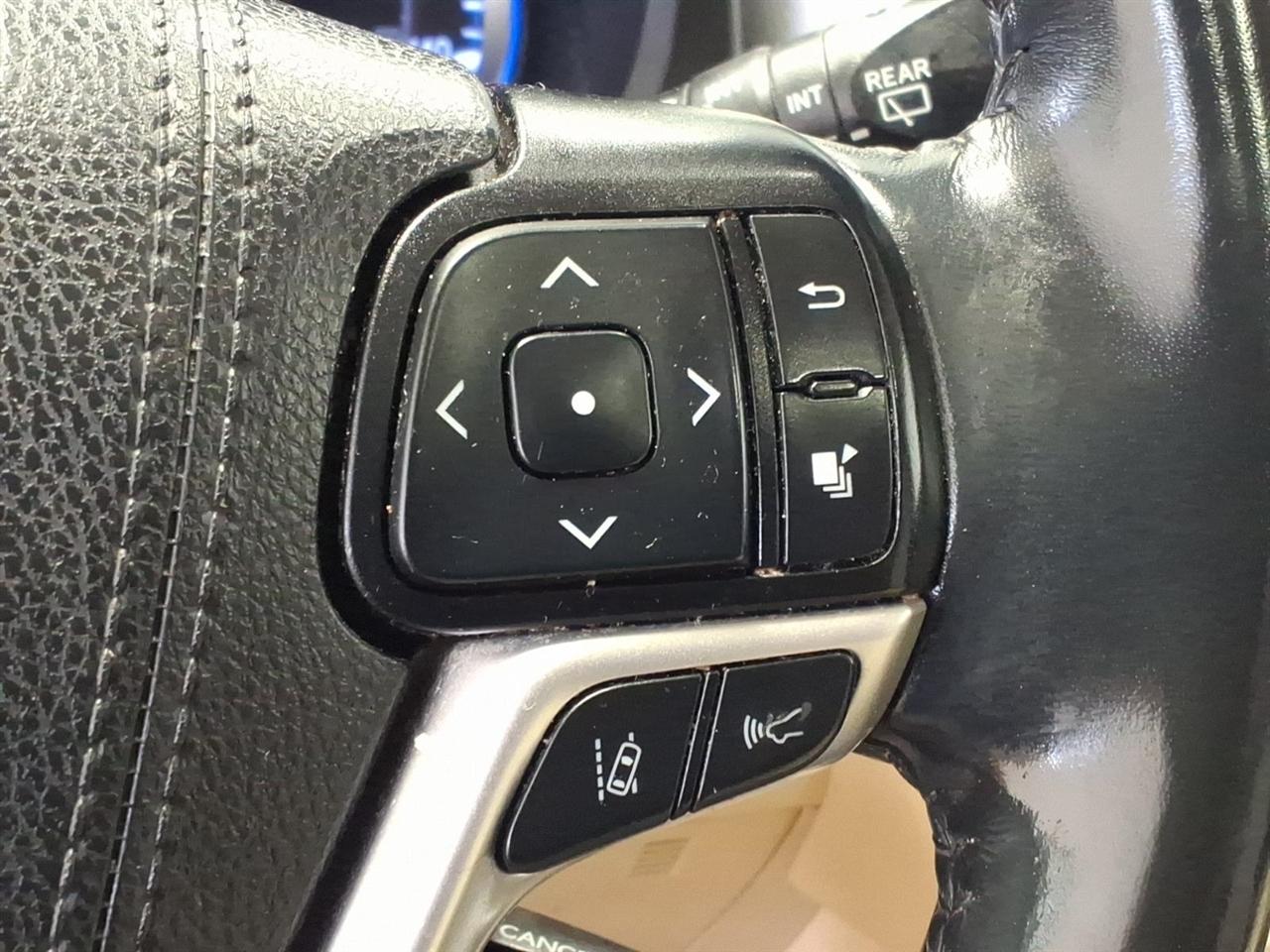 Toyota Highlander XLE AWD V6 2019