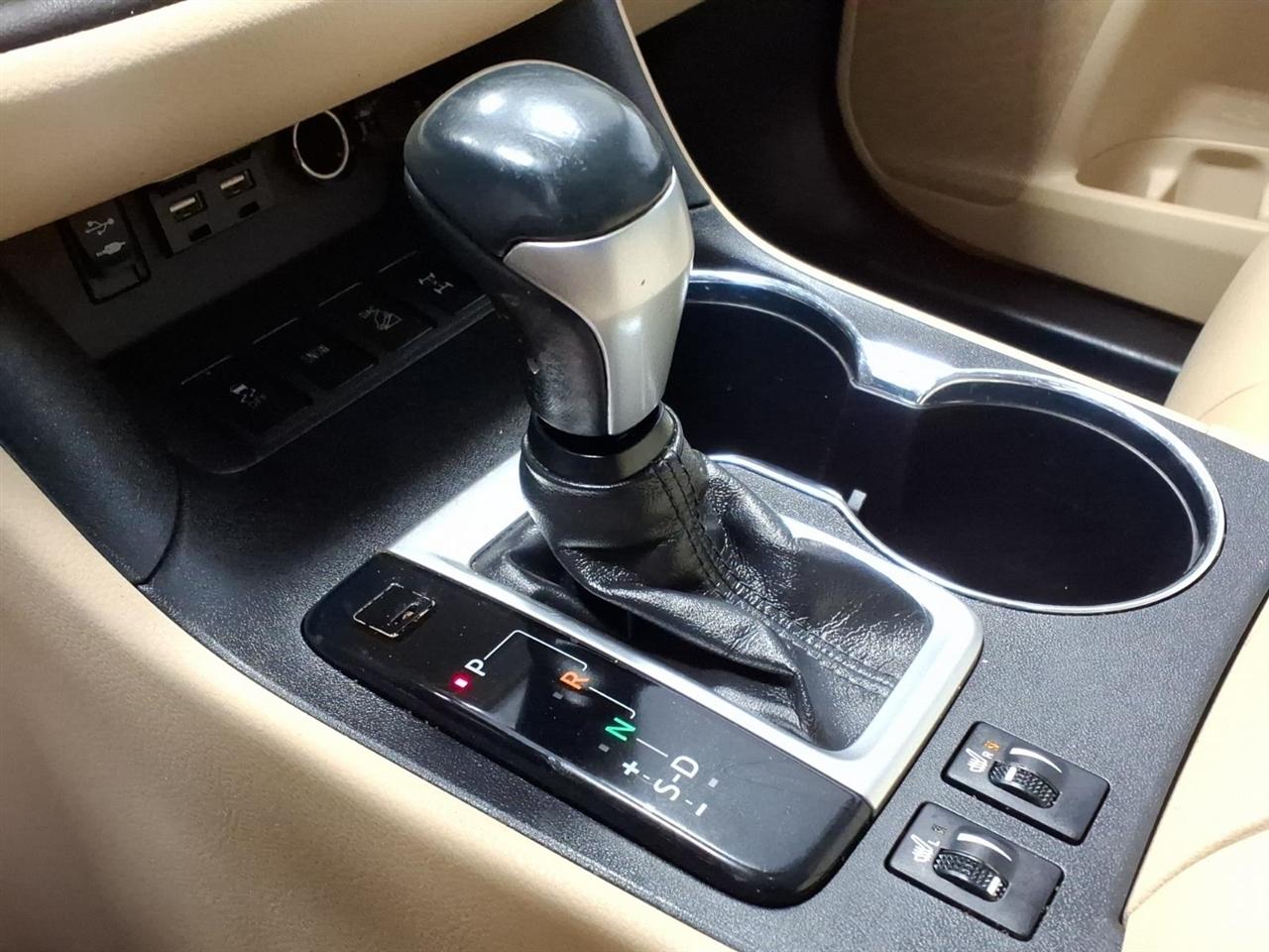 Toyota Highlander XLE AWD V6 2019