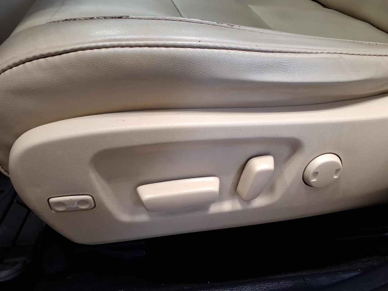 Toyota Highlander XLE AWD V6 2019