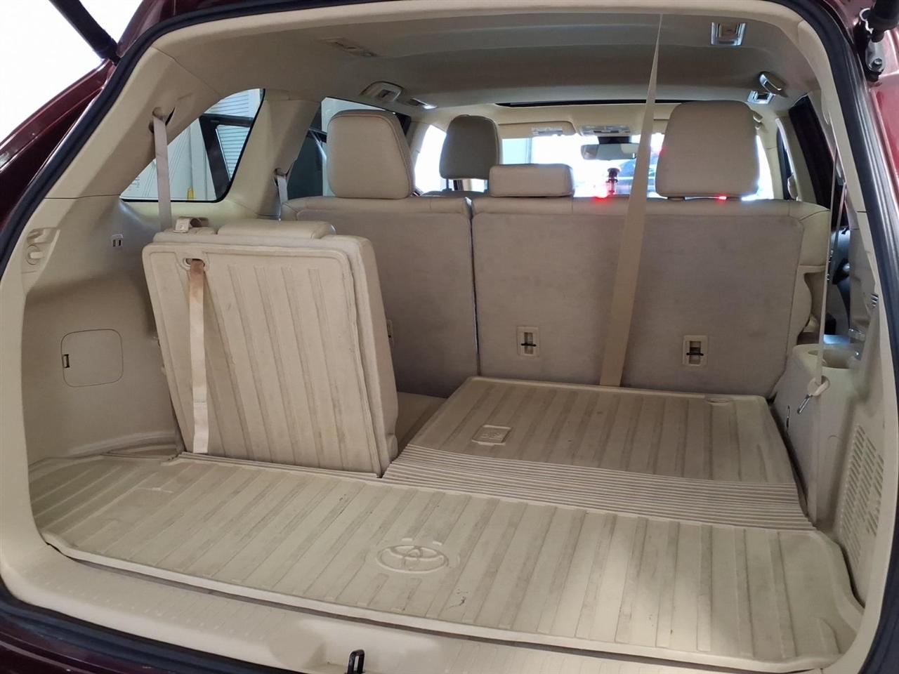 Toyota Highlander XLE AWD V6 2019