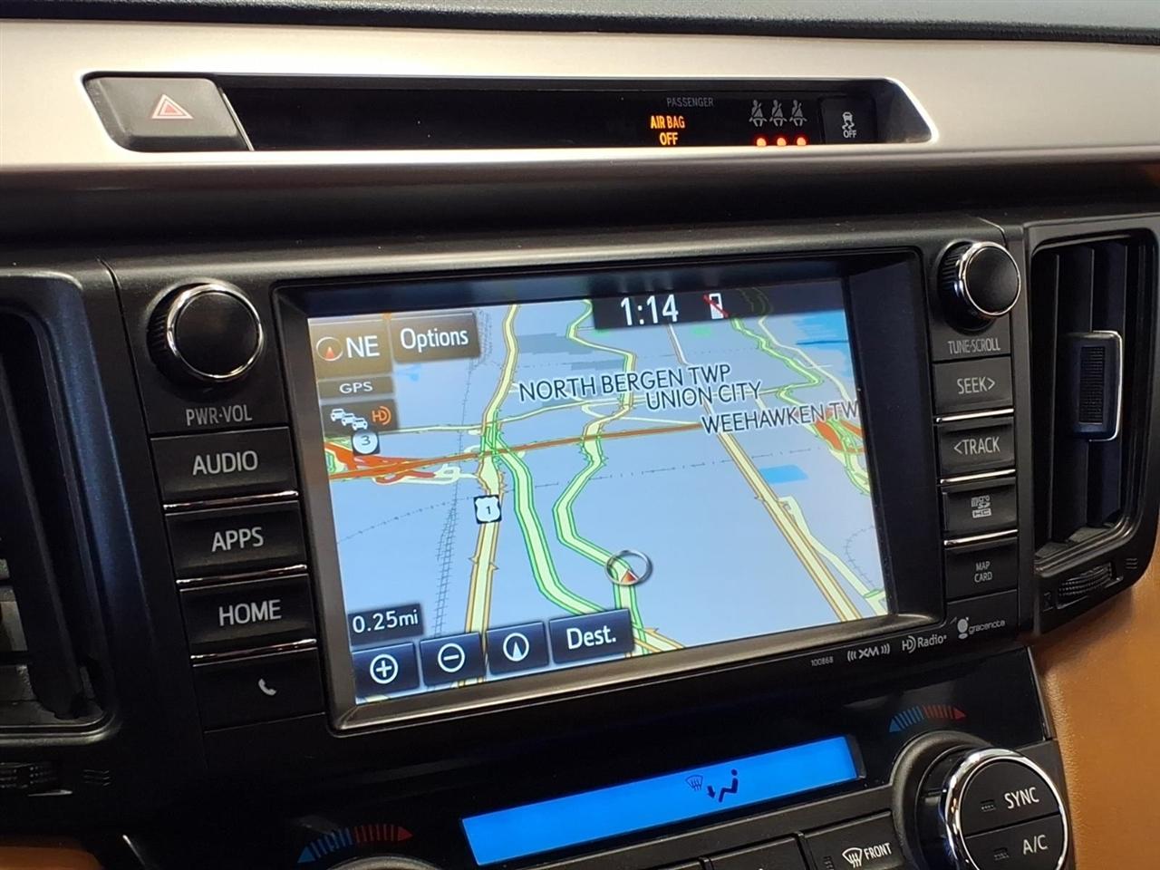 Toyota RAV4 Limited AWD (Natl) 2018