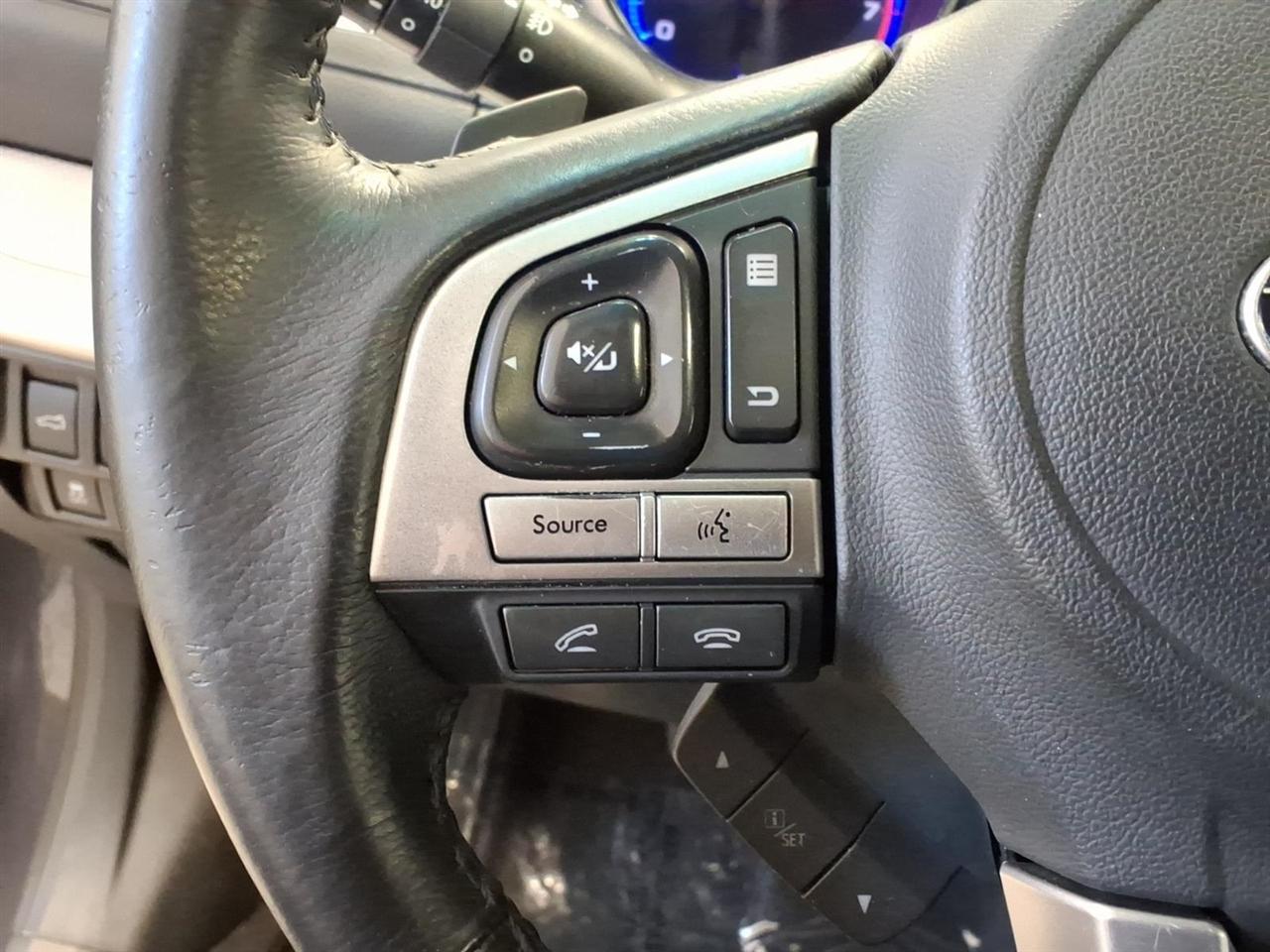 Subaru Outback 4dr Wgn 2.5i Premium 2017