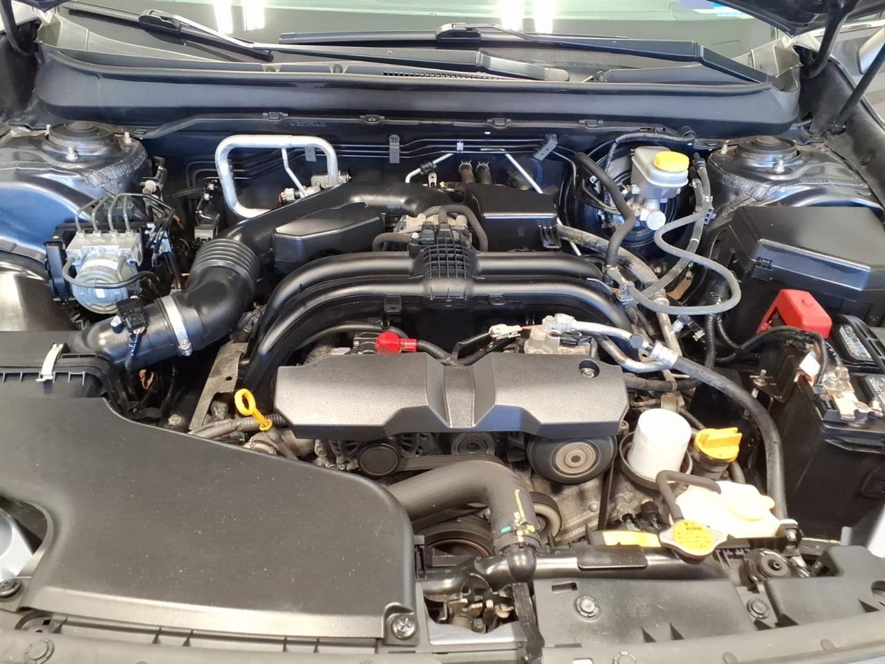 Subaru Outback 4dr Wgn 2.5i Premium 2017