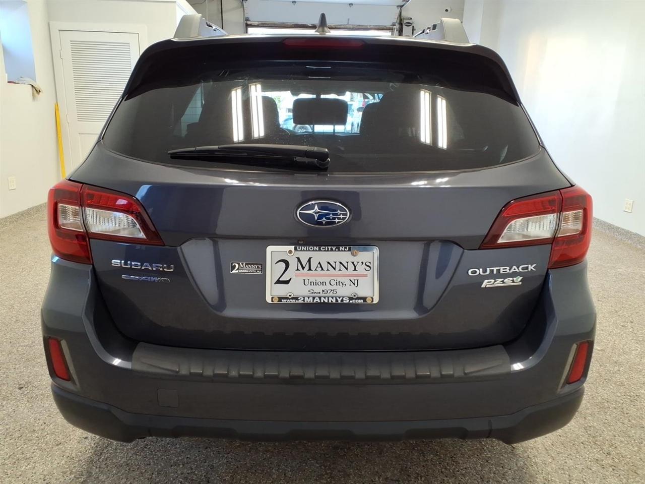 Subaru Outback 4dr Wgn 2.5i Premium 2017