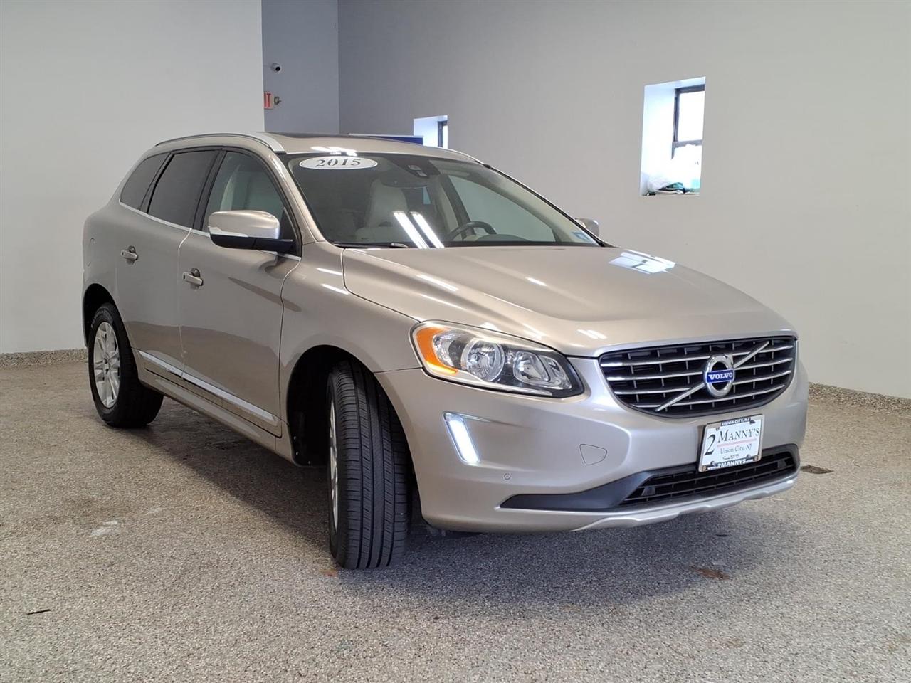 Volvo XC60 2015.5 AWD 4dr T5 2015