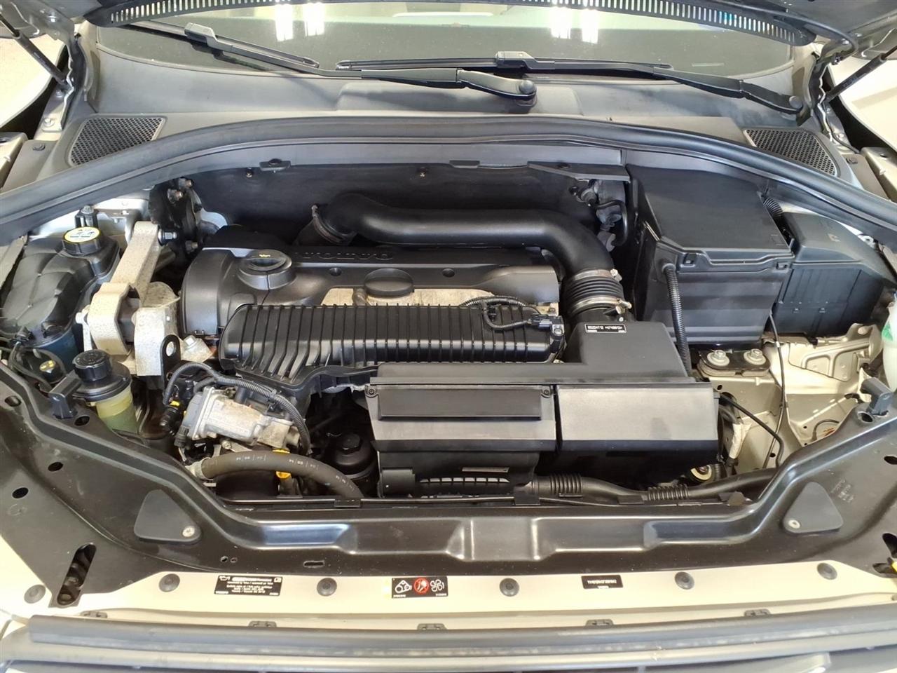 Volvo XC60 2015.5 AWD 4dr T5 2015