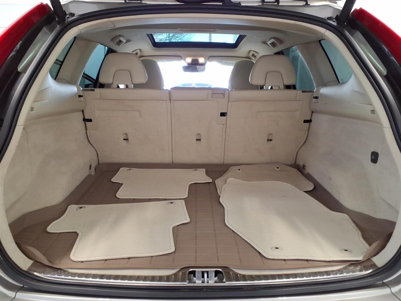 Volvo XC60 2015.5 AWD 4dr T5 2015