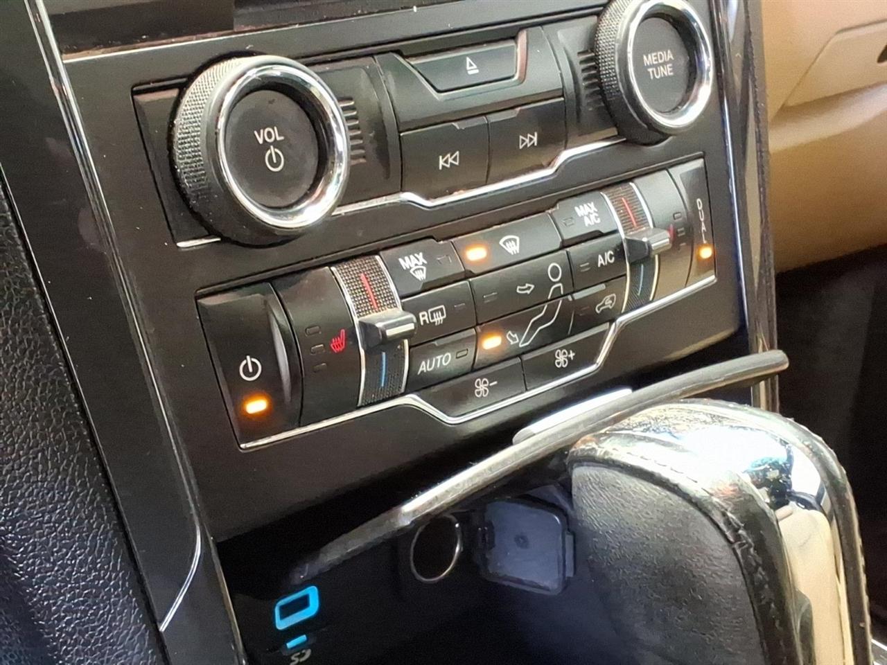 Ford Explorer 4WD 4dr XLT 2016