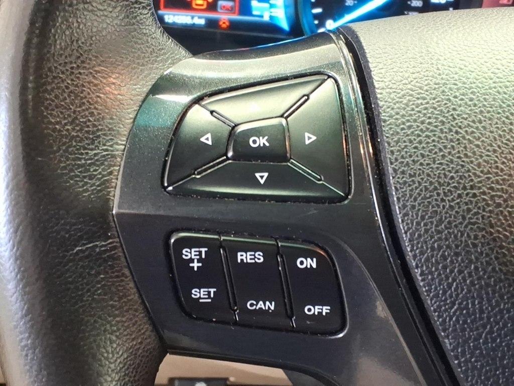 Ford Explorer 4WD 4dr XLT 2016