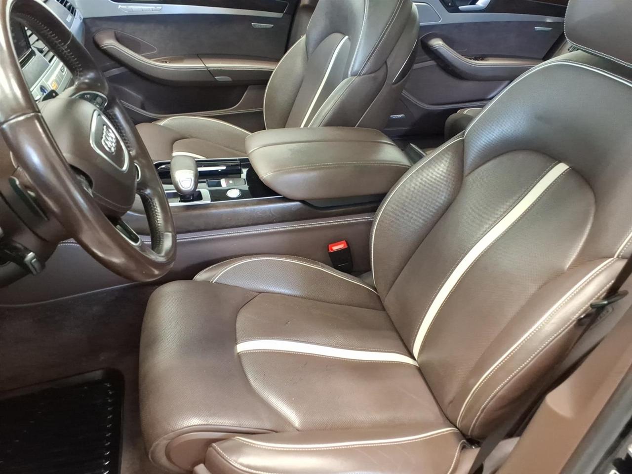 Audi A8 L 4dr Sdn 4.0T Sport 2016
