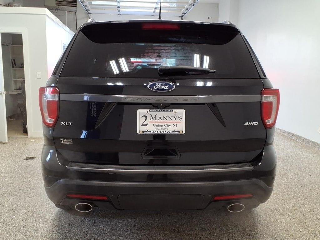 Ford Explorer XLT 4WD 2019